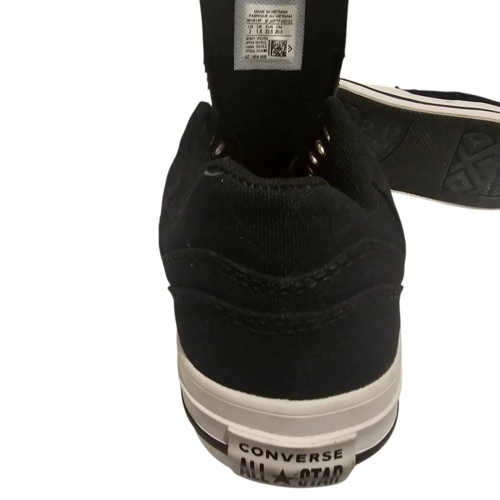 Converse All‎ Star Youth Size 2- Black Sneakers with Pink Star